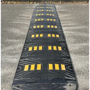 Verkeersdrempel vrachtwagens 5 cm hoog complete set