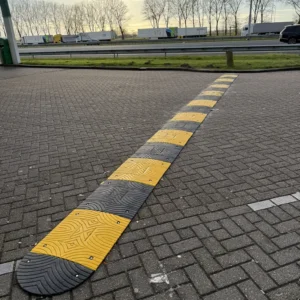 Verkeersdrempel 3 cm hoog complete set - Afbeelding 4