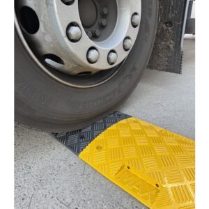 Verkeersdrempel 7 cm hoog complete set - Afbeelding 4